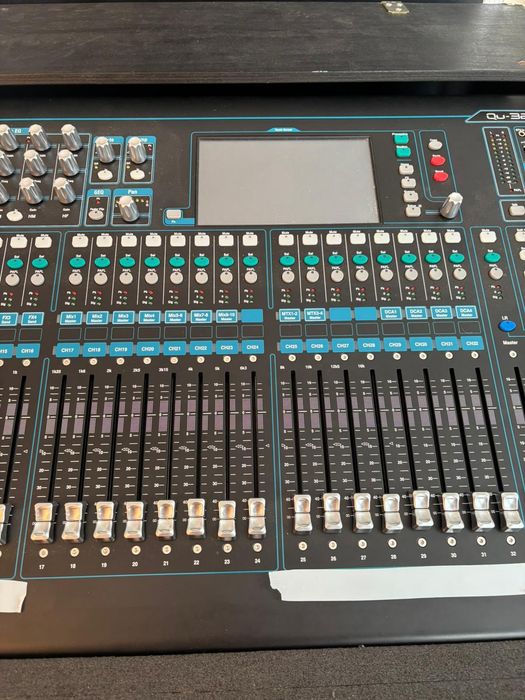 Allen&Heath QU-32