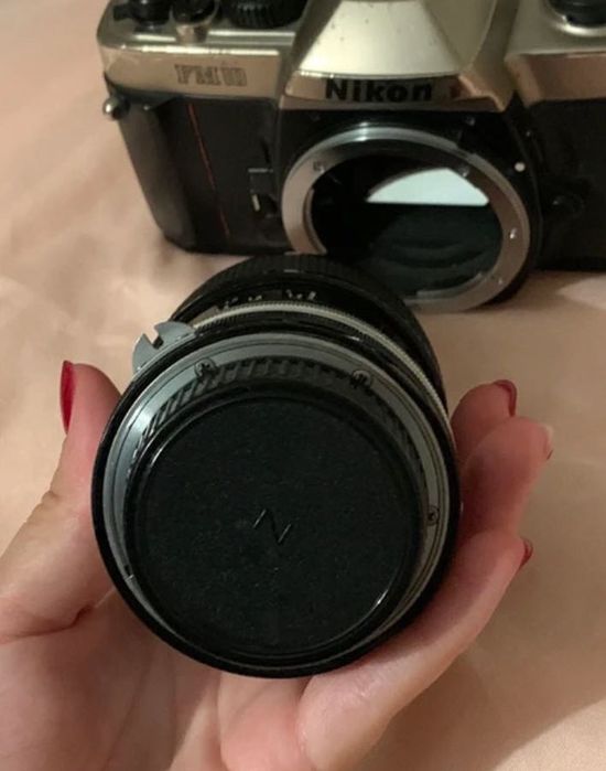 Nikon FM10 35mm Film Camera + Zoom Lens | Vintage Analog SLR