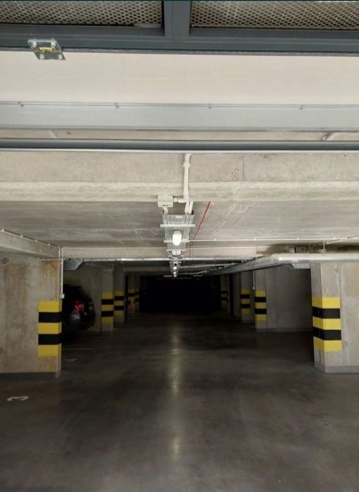Miejsce parkingowe Warszewo, Nowy Budynek !