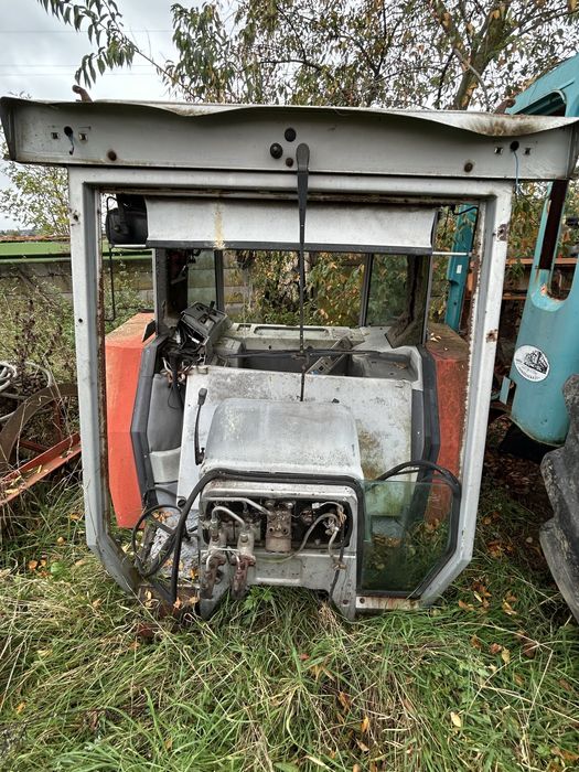 Czesci do ciagnika Massey Ferguson 3680 jak i 3690