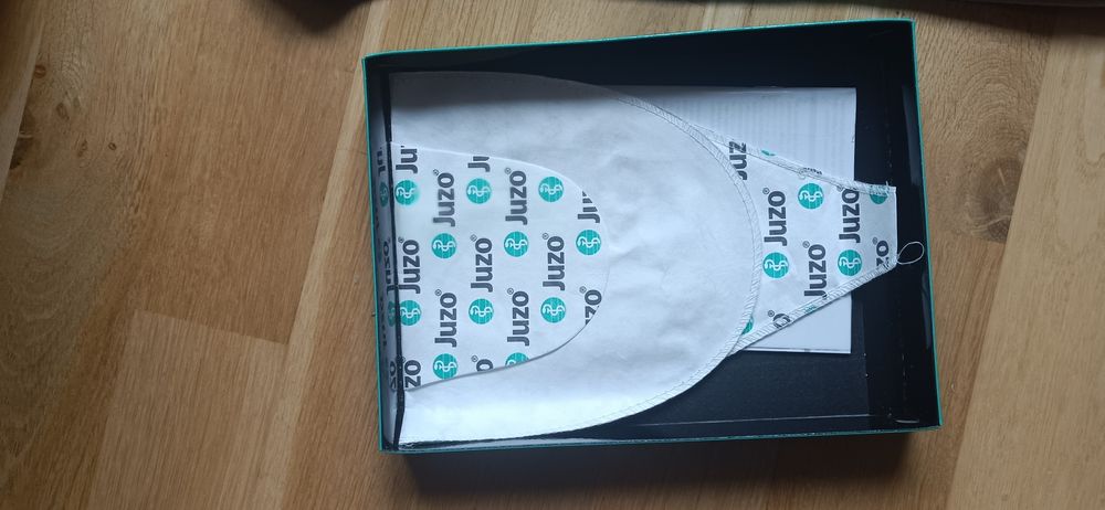 Rajstopy uciskowe Juzo III/M – klasa 1 kompresji  wersja short