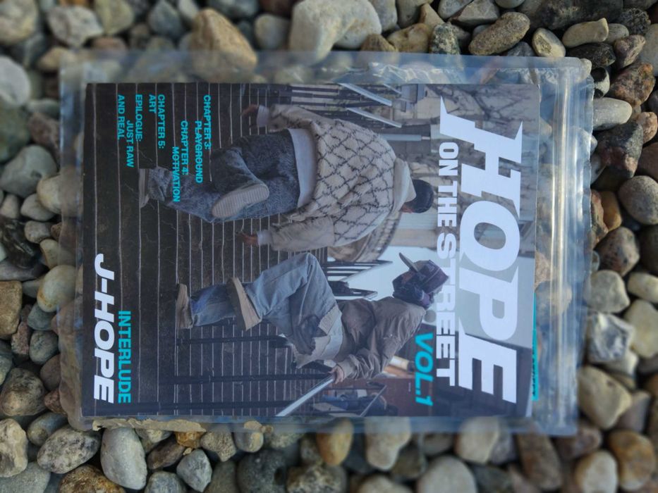 Magazyn Hope on The Street