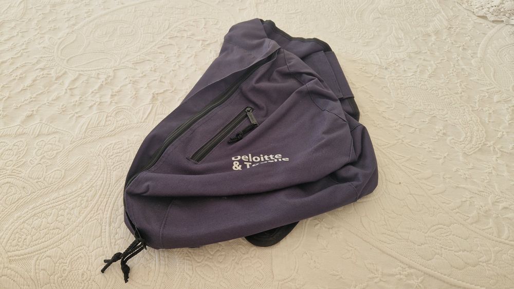 Mochila Deloitte & Touche azul