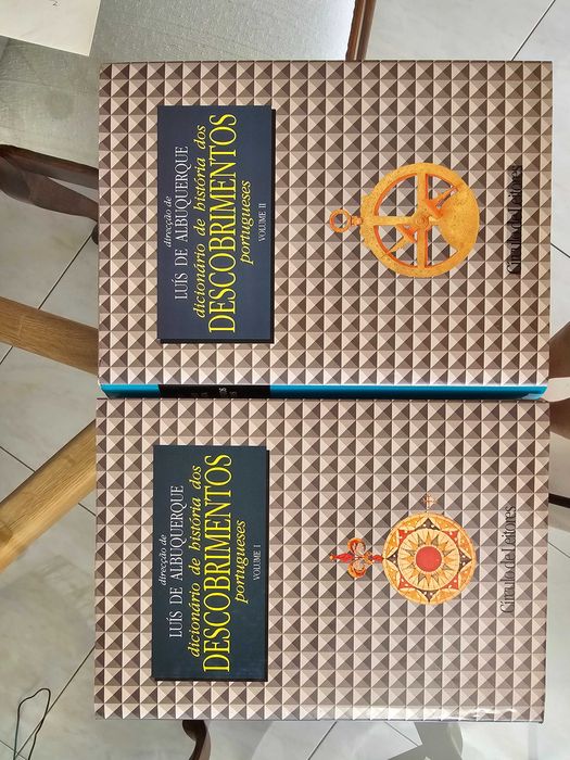 Dicionário de história dos descobrimentos portugueses