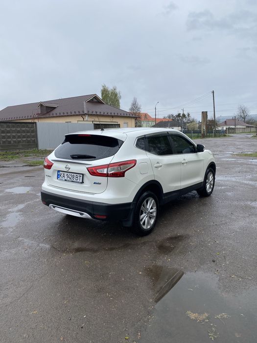 Продам Nissan Qashqai