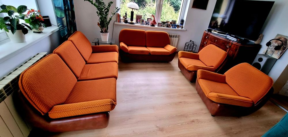 Sprzedam modułowy zestaw wypoczynkowy Rezerwacja 
Unikat