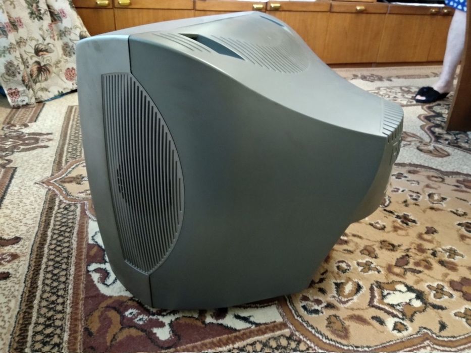 Телевизор Philips филипс
