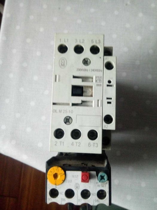 MOELLER Stycznik  DIL M 25-10