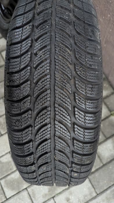 Komplet kół zimowych Dębica Frigo 2 195/65 15