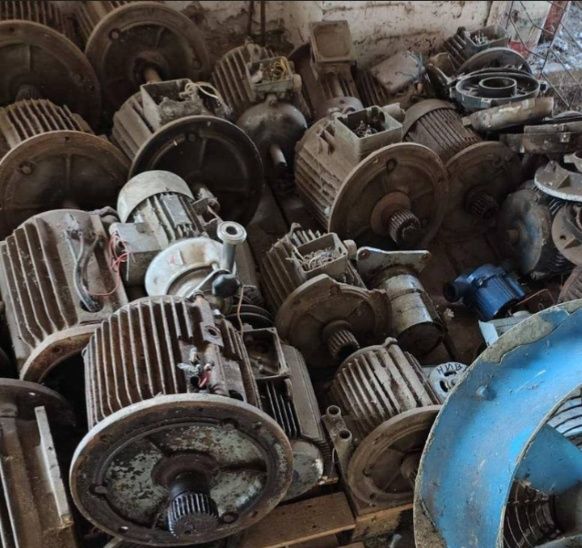 ЭлектроДвигателя Моторы по 25 грн