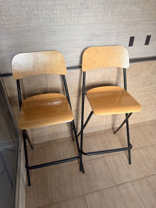 Krzesla barowe hokery taborety drewniane