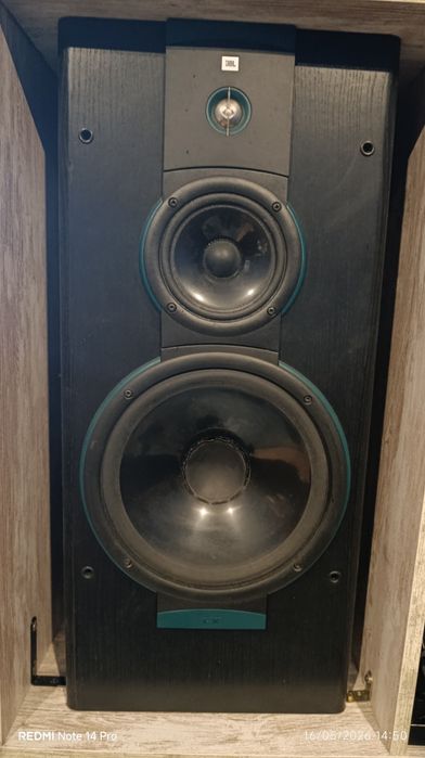 JBL LX5 + JBL LX3 + JBL LX Center + Harman Kardon AVR460