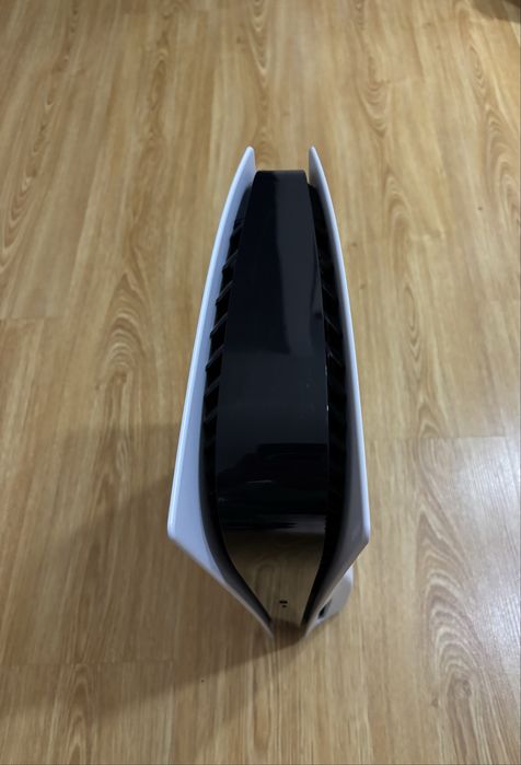 Konsola ps5 + pad