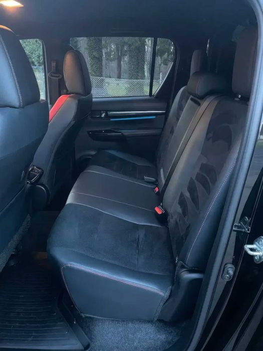 Toyota Hilux      2023