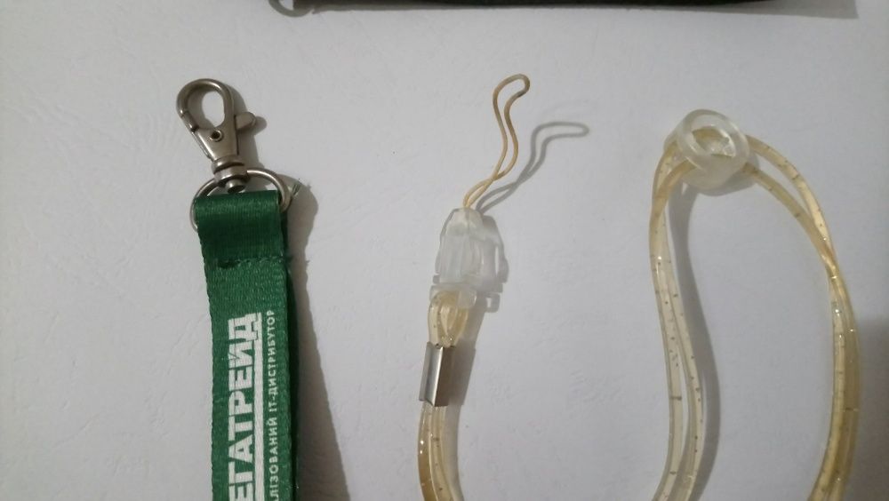 Шнурок темляк лента карабін