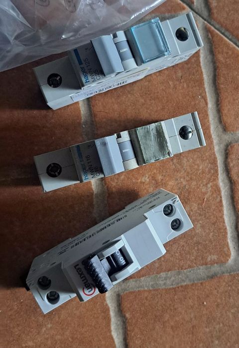 Material eléctrico