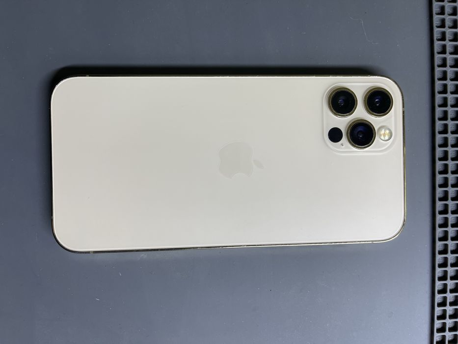 Ремонт мобільних телефонів, смартфонів, iPhone