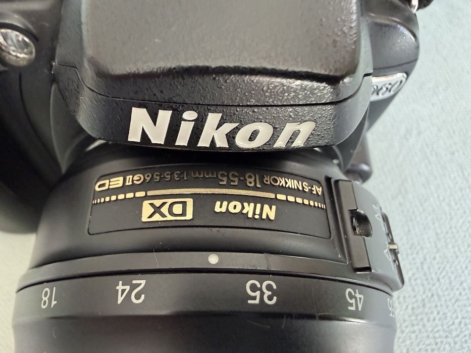 Nikon D60 + lente 18-55mm