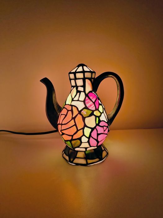 Tiffany lampa witrażowa stołowa / nocna / biurowa "imbryk"