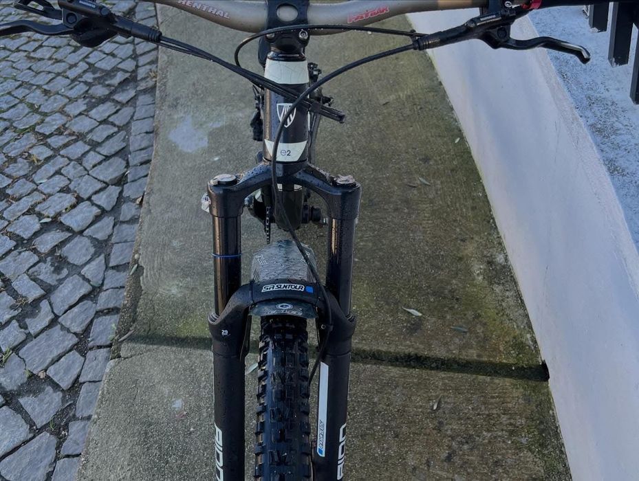 Bicicleta Trek Roda 29 (Suspensão Total)