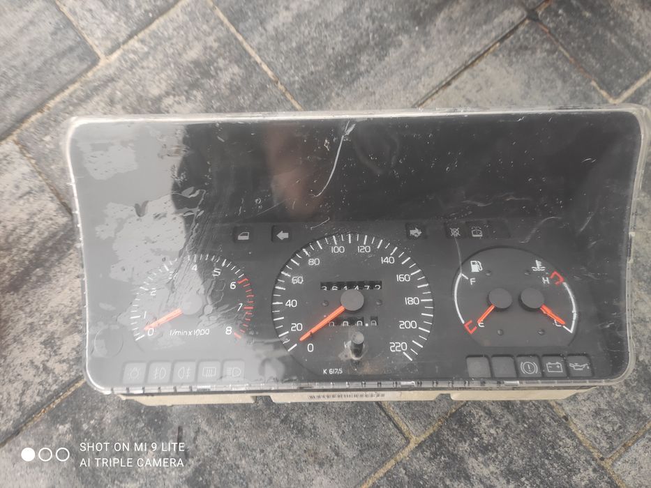 Licznik zegary prędkościomierz Volvo 460 360 tysięcy Benzyna