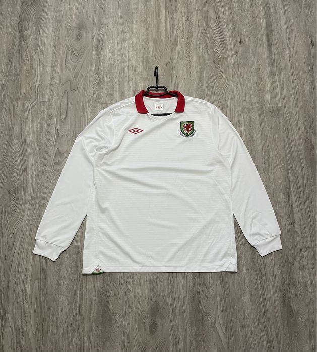 Футбольна кофта Umbro Wales