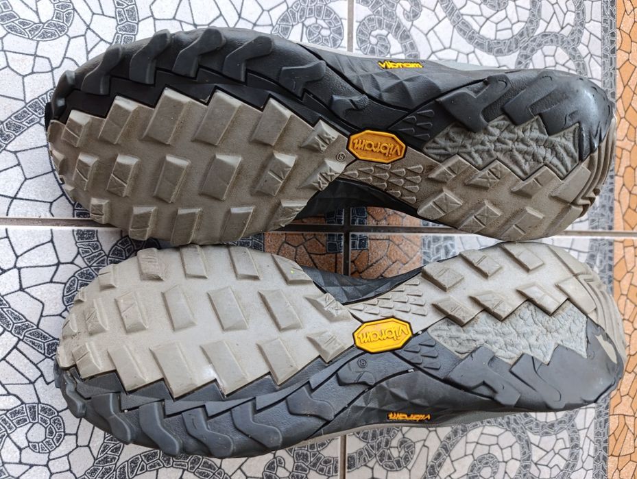 Merrell 39-40р. Жіночі трекінгові кросівки gore tex.
