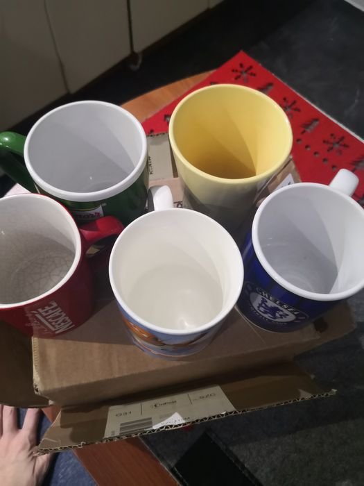 Kubki różne Nescafe kolekcjonerski