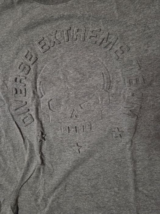 T-Shirt Diverse szary