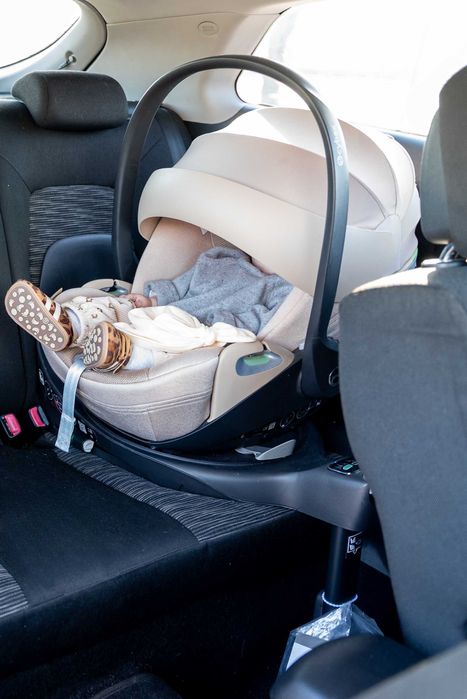 Автокрісло Cybex Cloud T i-Size plus Cozy Beige + База