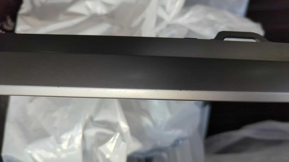 Nowa ramka grilla Skoda Superb 4 L&K 2025