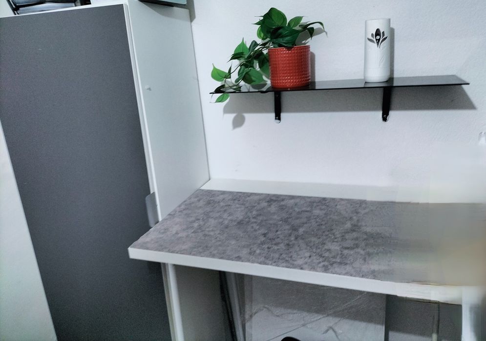 Quarto individual solteiro/a