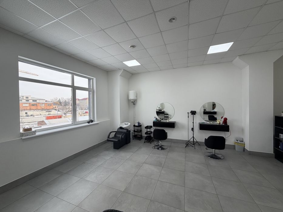 Здається офіне приміщення в новому бізнес центрі