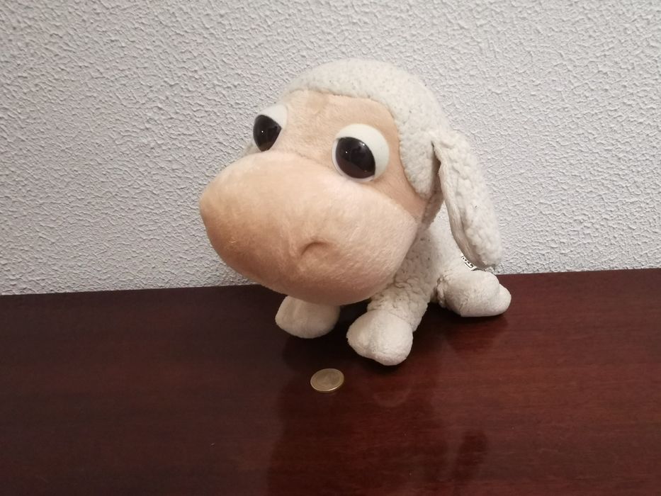 8 Peluches - Cão, Castor, Cordeiro, Dinossauro, Foca , Koala, Pássaros