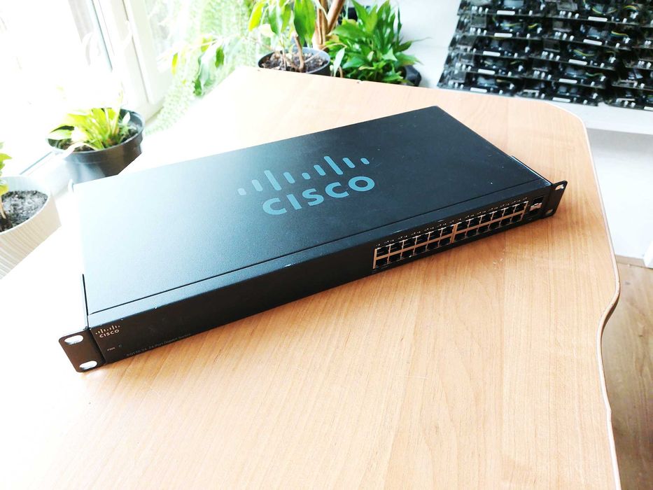 Switch Cisco SG110-24 / 24x 10/100/1000M rack