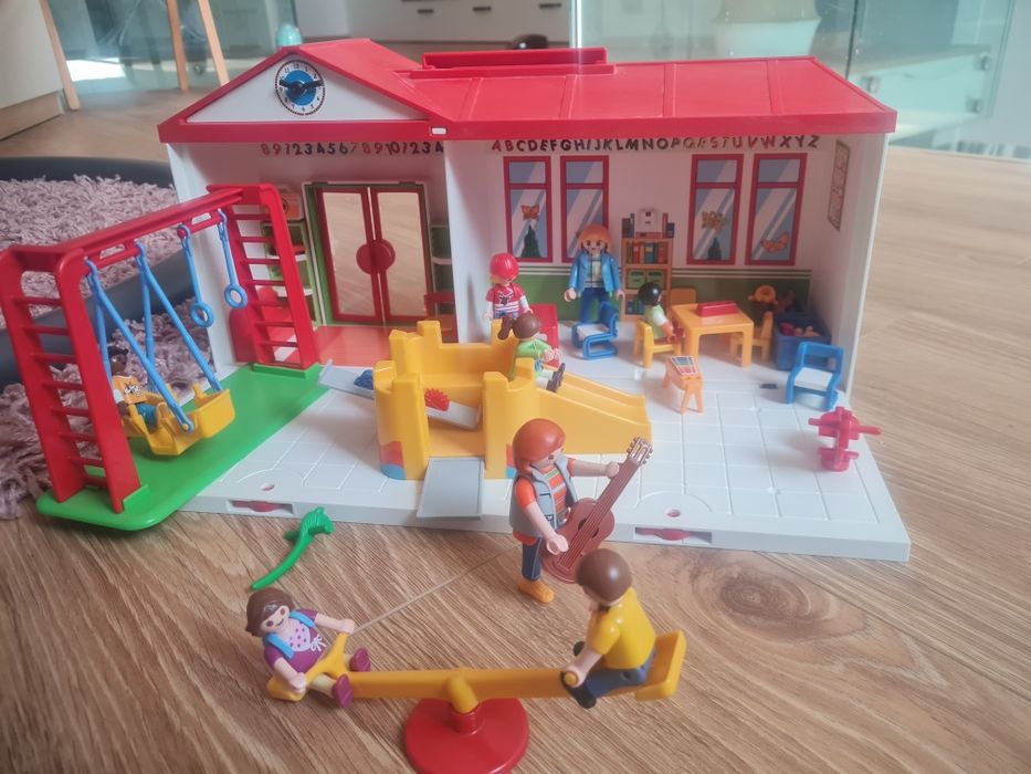 przenośne przedszkole playmobil 5606