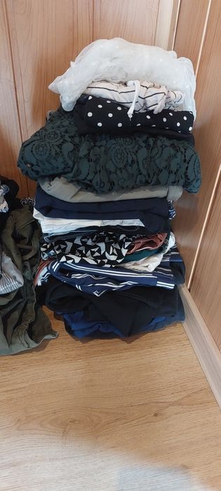 Ciuchy, spodnie, sukienki, bluzki roz. S