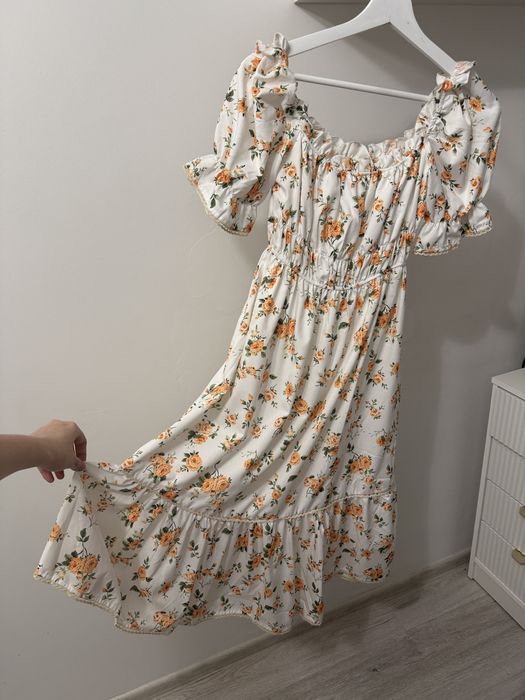 Letnia sukienka w róże SHEIN | Boho / Cottagecore (S)