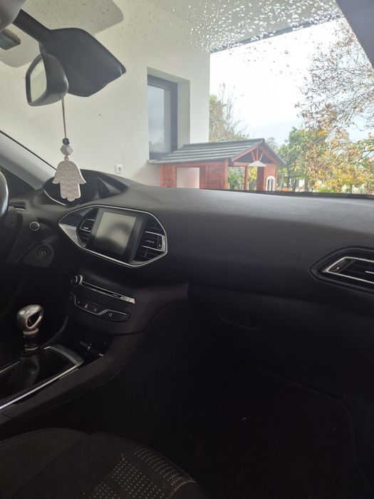 Peugeot 308 SW BlueHDi  Allure