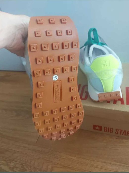 NOWE buty sportowe BIG STAR r.39