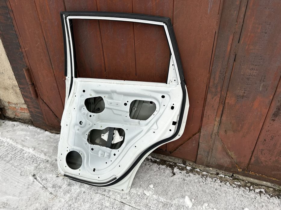 Дверка двері кляпа Chevrolet Captiva