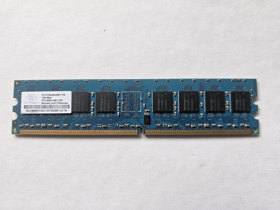 Pamięć RAM DDR2 NANYA 1GB 2Rx8 PC2-4200U-444 12-B1