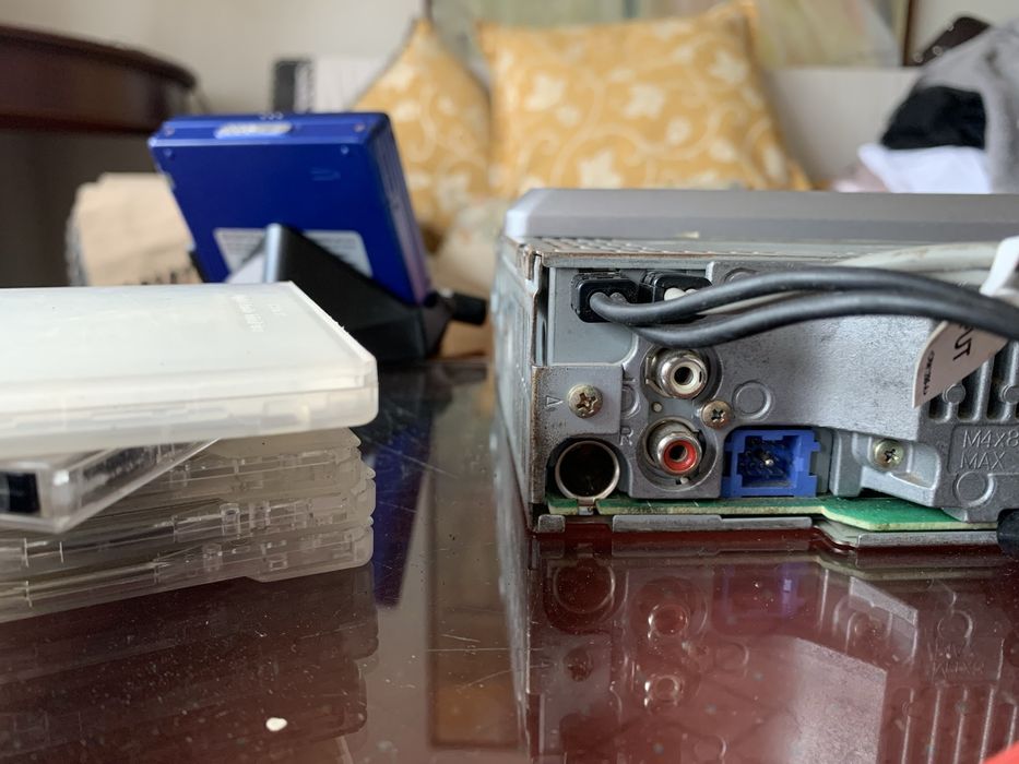 Radio samochodowe na MiniDisc Pioneer