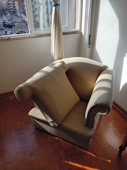 Vendo sofá de um lugar