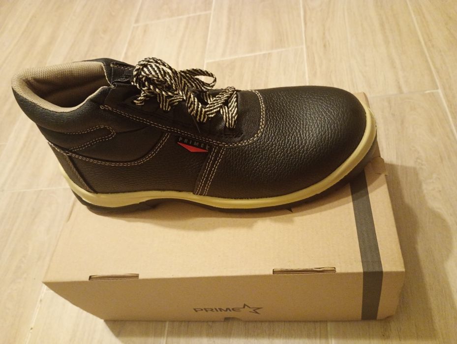 Nowe buty robocze BHP