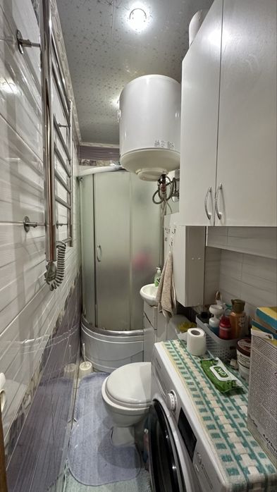 Продам кімнату із власним санвузлом