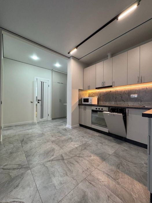 Оренда поблизу центру мікрорайон Варшавський єр іо