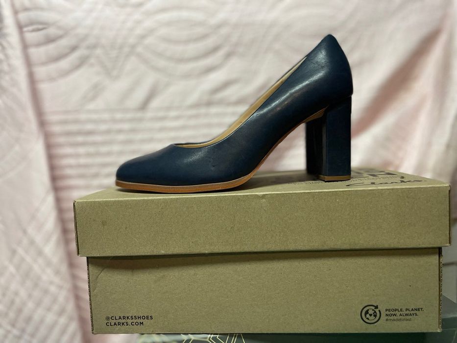 Туфлі Clarks нові