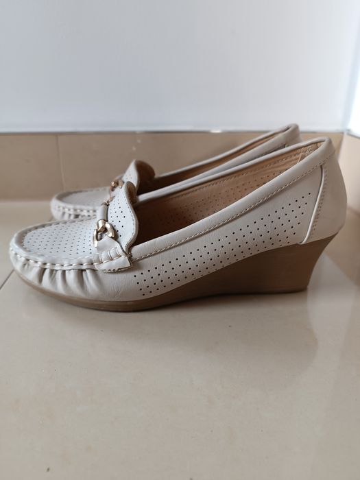 Mokasyny damskie Clara Barson rozm 38