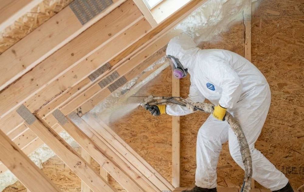Skuteczne ocieplanie domów pianą poliuretanową PUR – Kaszuby